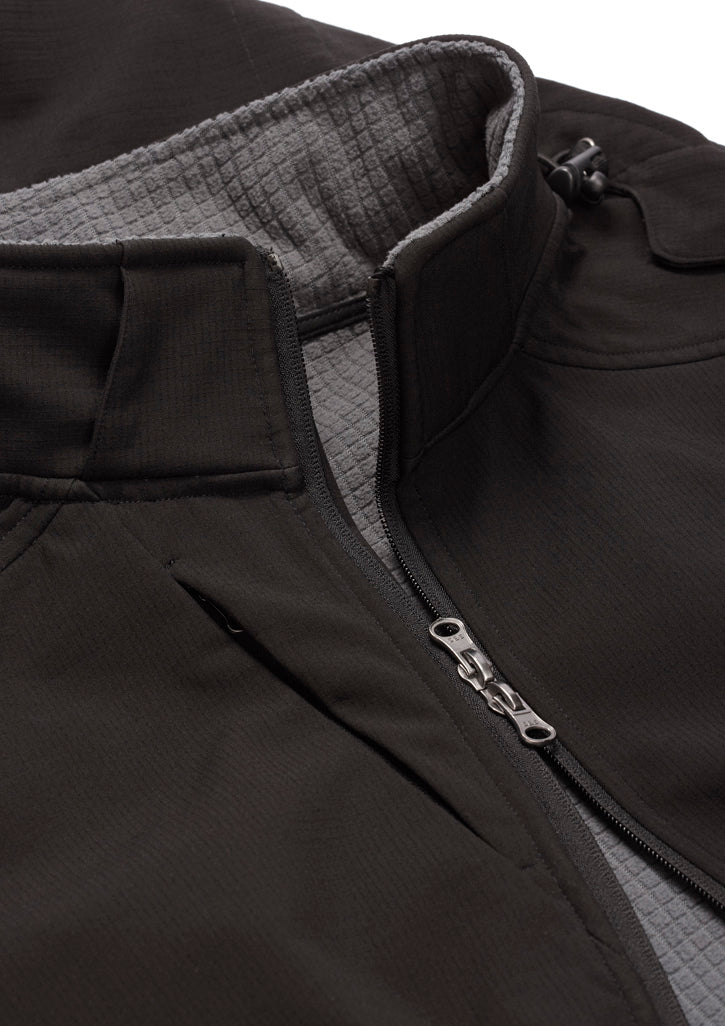 Summit Mens Jacket - Black/Graphite - Model