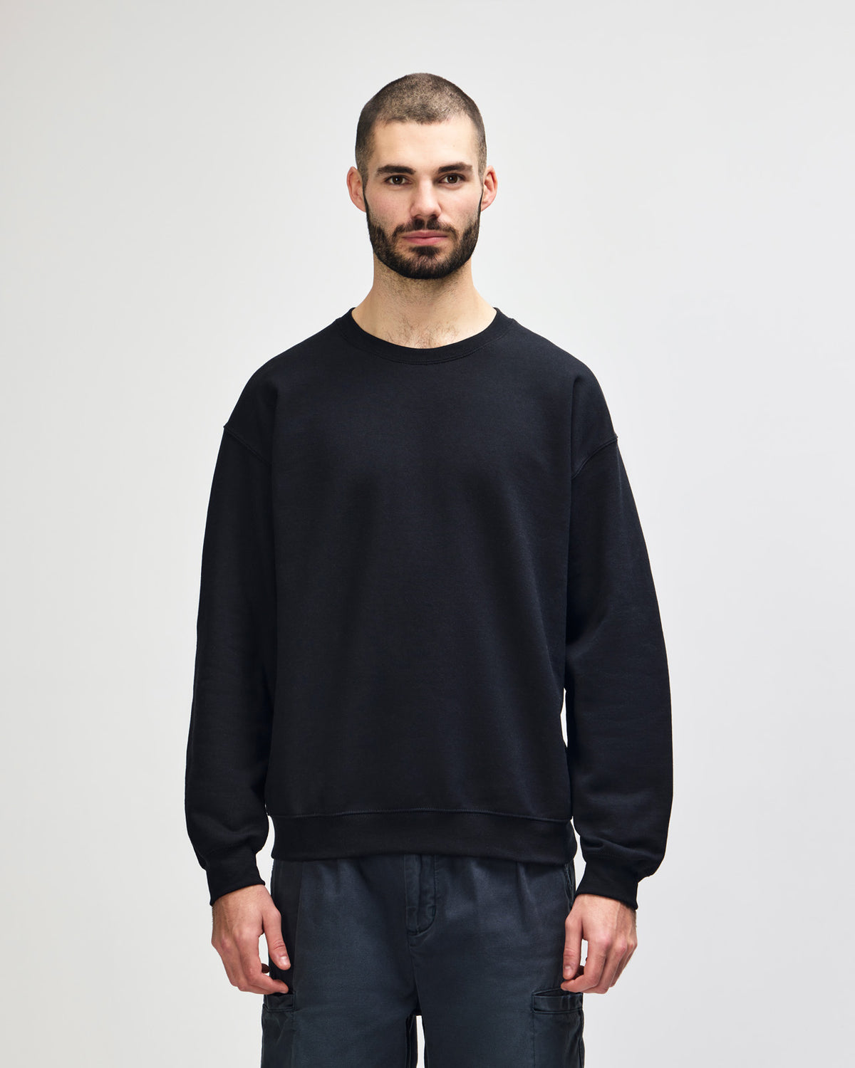 Gildan Heavy Blend 18000 Crewneck - Black