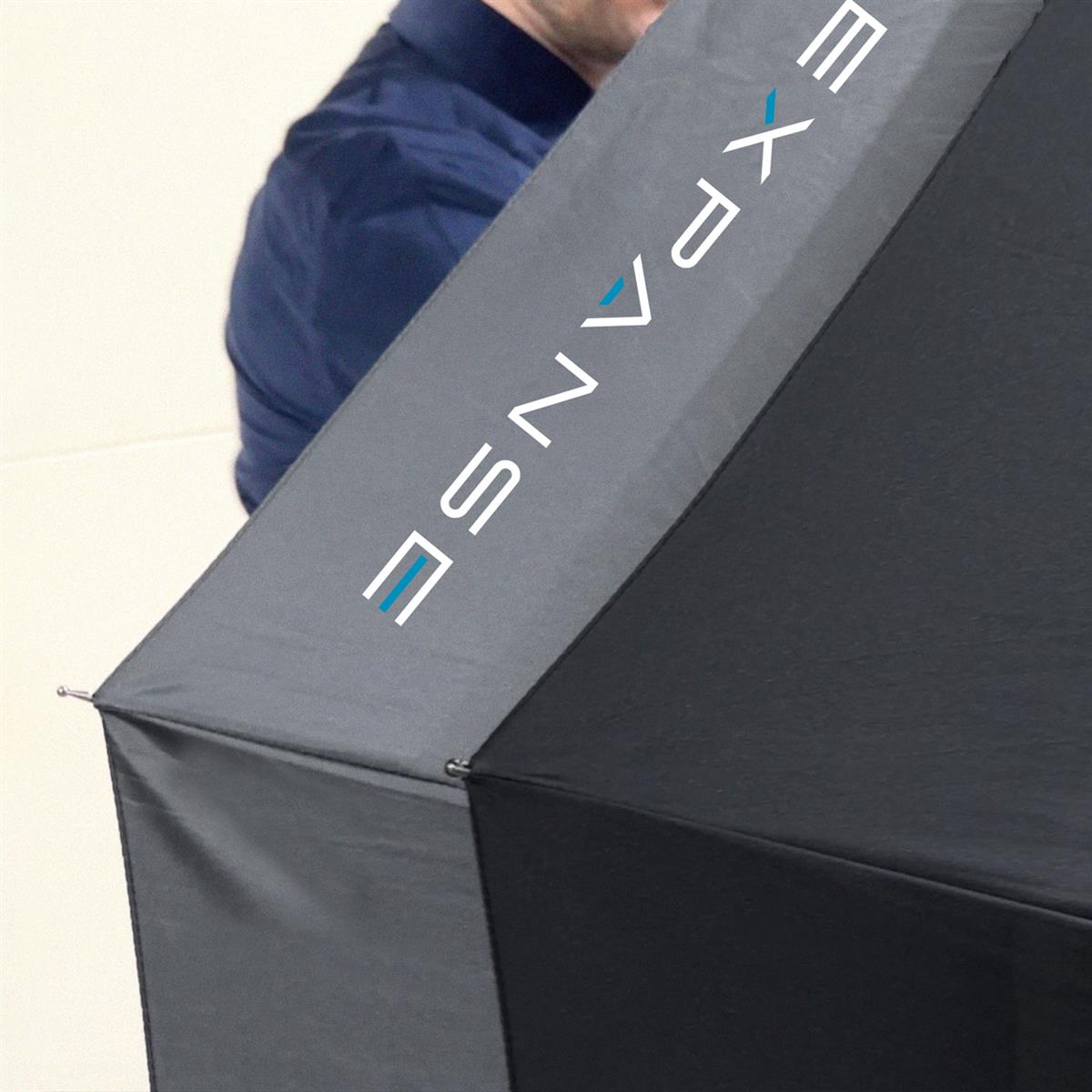 Umbra - Expanse Umbrella - view