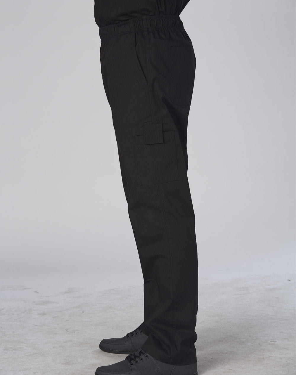 Mens Functional Chef Pants - Black - Model