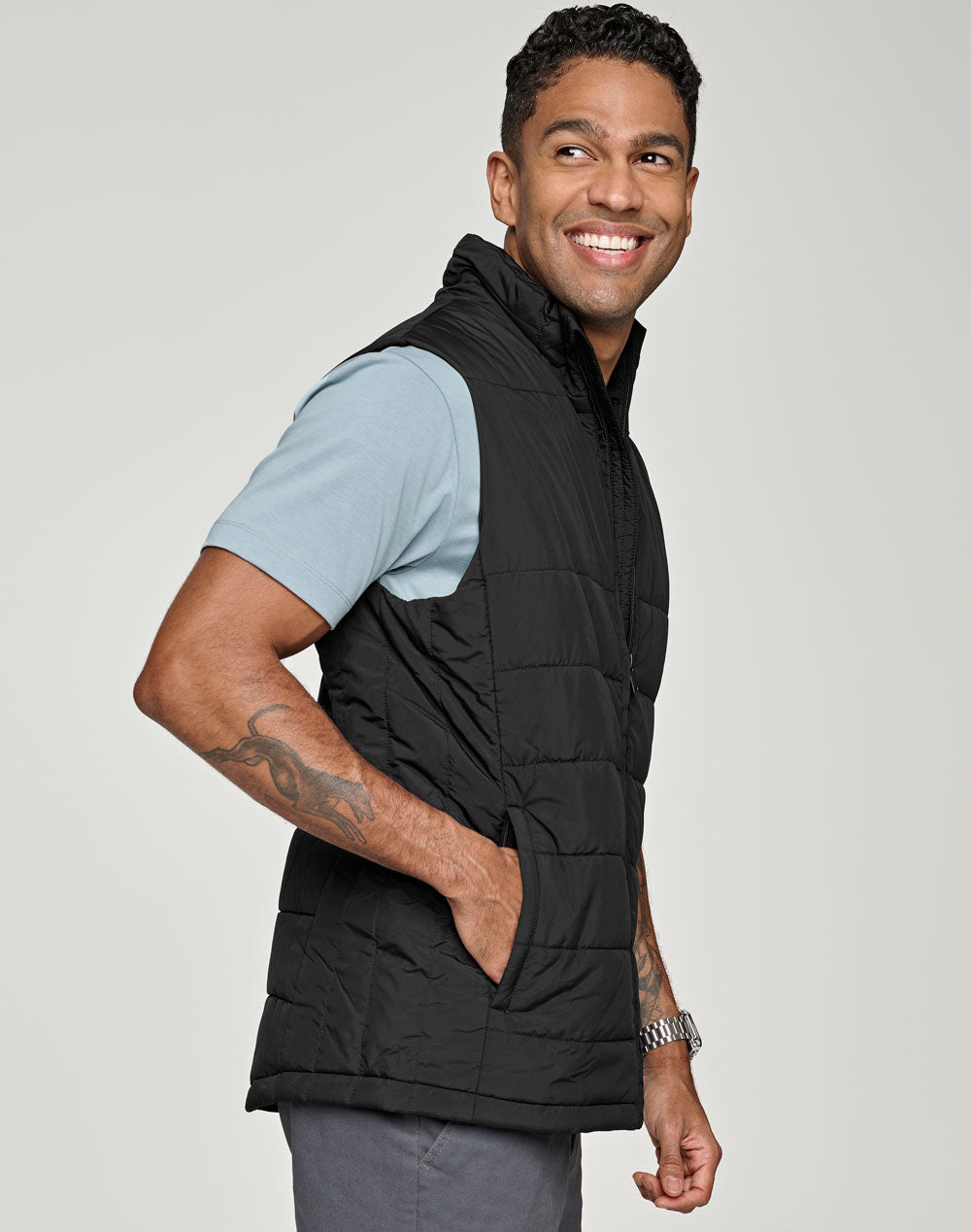 Sustainable Insulated Puffer Vest (3D Cut) Men's - Black - Model