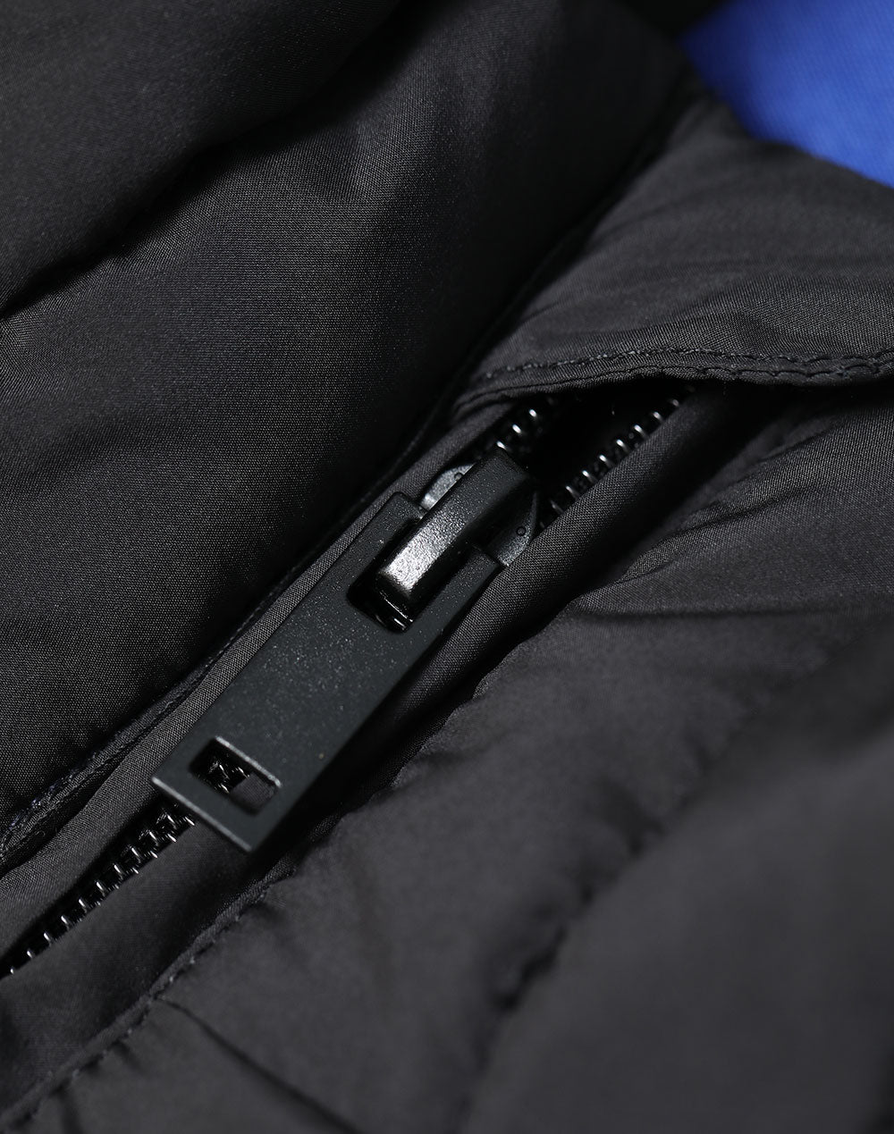Sustainable Insulated Puffer Vest (3D Cut) Men's - Black - View