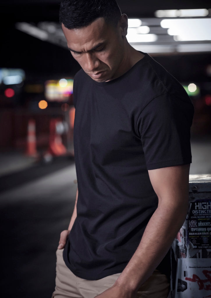 Mens Streetworx Tee - Black - Model