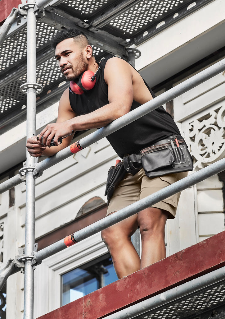 Mens Streetworx Sleeveless Tee - Black - Model