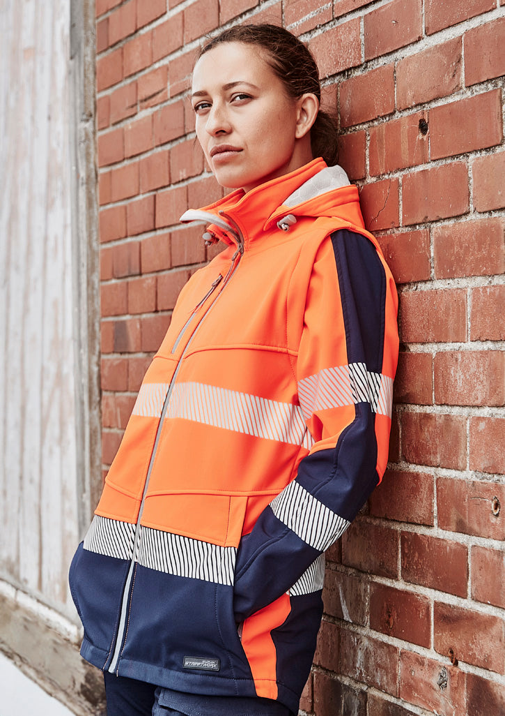 Womens Streetworx 2 In 1 Stretch Softshell Jacket - Orange/Navy - Model
