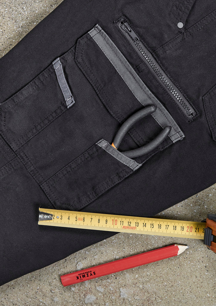 Mens Streetworx Heritage Pant - Black - Model