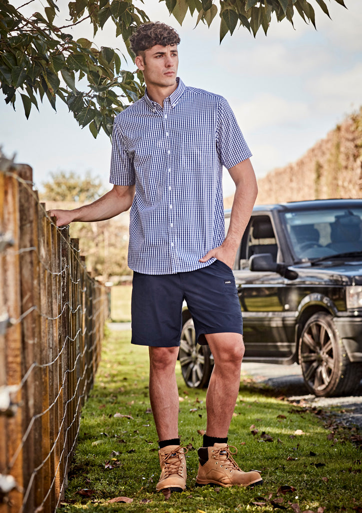 Mens Lightweight Outdoor Short - Navy - Model