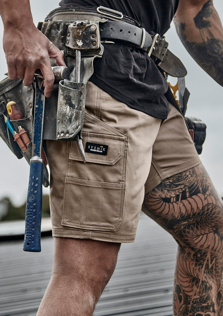 Mens Essential Stretch Cargo Short - Khaki - Model