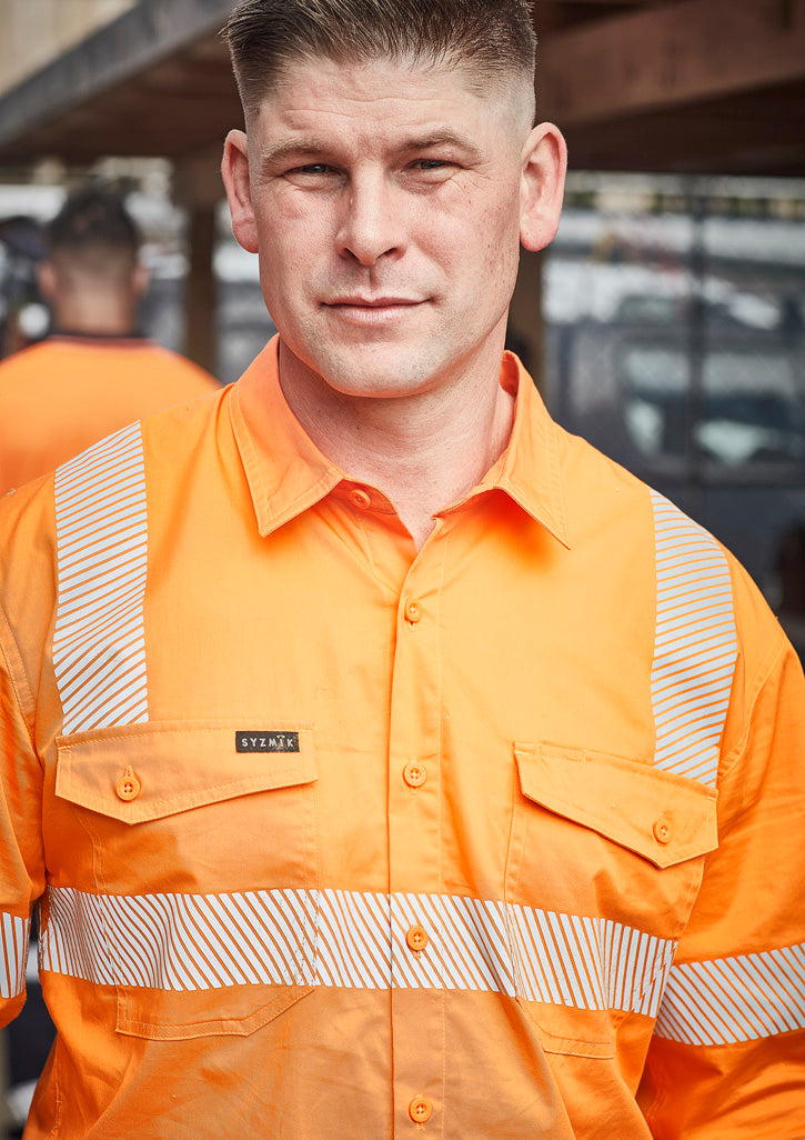 Mens VIC Rail Shirt - Segmented Tape - Vic Rail Orange - Model