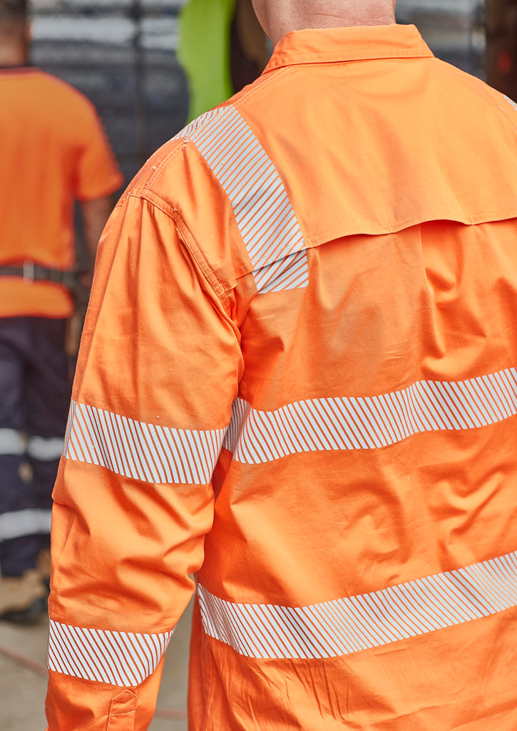 Mens VIC Rail Shirt - Segmented Tape - Vic Rail Orange - Model