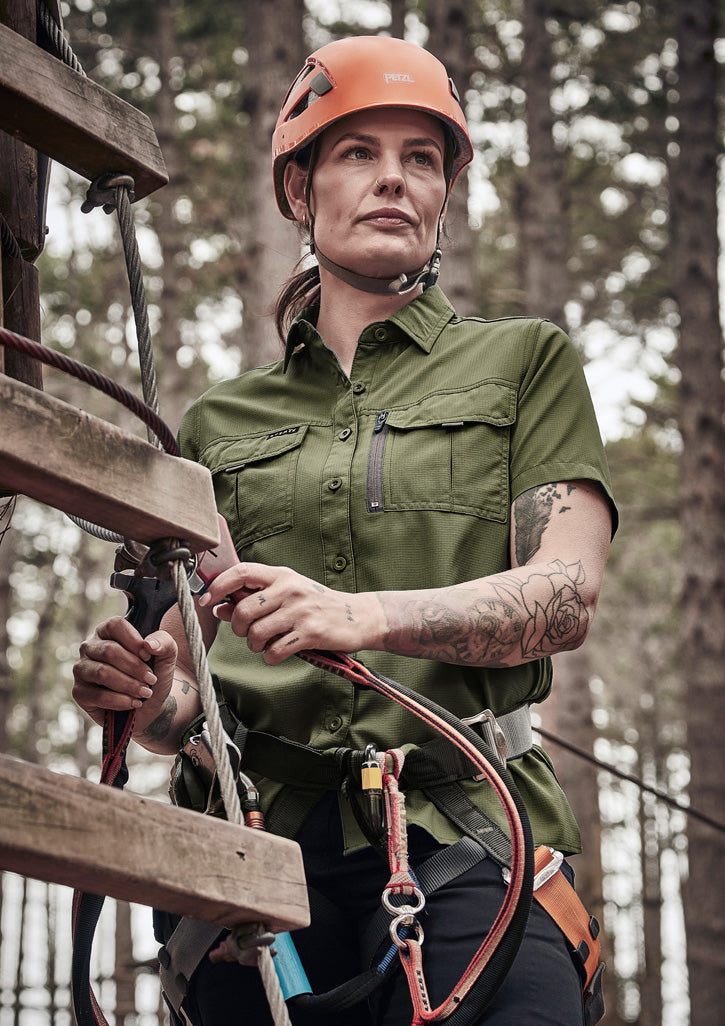 Womens Outdoor Short Sleeve Shirt - Army - Model