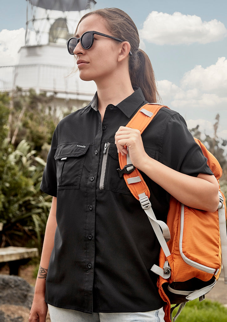 Womens Outdoor Short Sleeve Shirt - Black - Model
